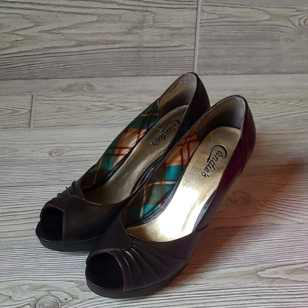 Candies Lift Brown High Heels